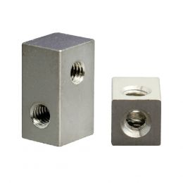 Befestigungselemente-vierkant-mit-Bohrungen